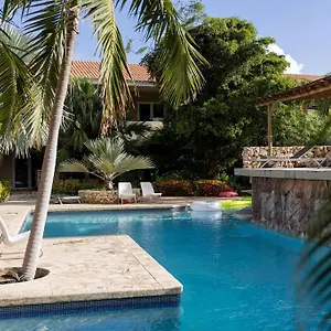 Cocobana Two-bedroom Ground Floor Willemstad