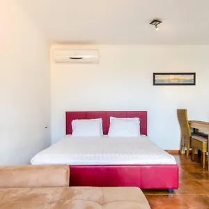 With Beautiful Sea View Apartment