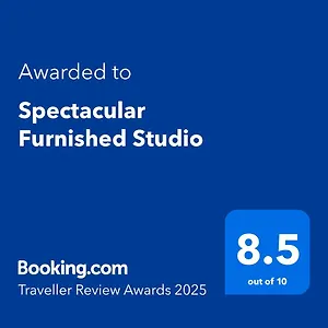 Spectacular Furnished Apartamento